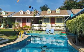 พลอยฟ้ารีสอร์ทเขาเต่า Ployfarresortkhaotao